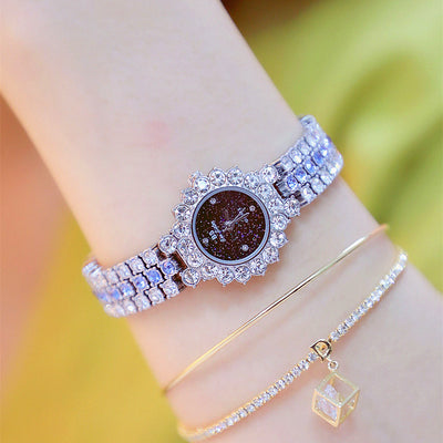 Reloj de Lujo con Cadena Completa de Diamantes - Image 5