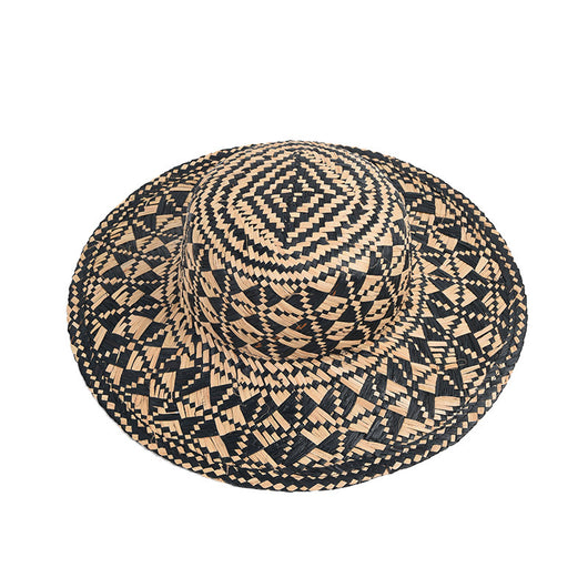 Sombrero de Rafia con Ala Ancha y Bloques de Color Geométricos - Image 10
