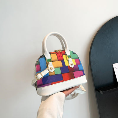 Bolso Shell con Costuras en Contraste - Diseño Moderno y Versátil - Image 4