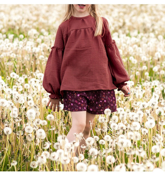Blusa Retro de Algodón Cuello Redondo con Pliegues en el Pecho y Mangas Obispo - Image 18