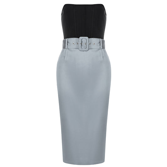 Vestido Elegante con Tirantes Ajustado y Abertura Trasera Moderna