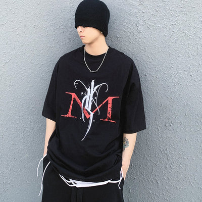 Playera de Manga Corta Estilo Anime Hip-Hop con Estampado Gráfico
