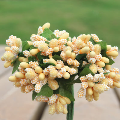 Caja de Caramelos Corazón con Accesorios Florales y Perlas de Vidrio - Image 11