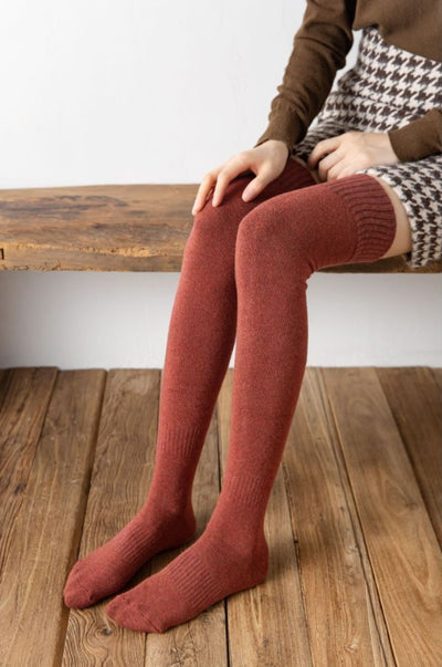Calcetines Largos Invierno para Mujer - Tubo Alto Acolchado con Terciopelo - Image 4