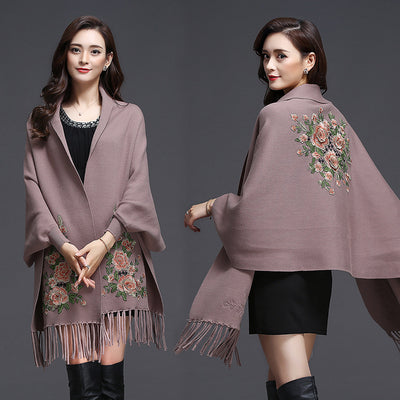 Capa Bordada para Mujer - Abrigo Grueso Elegante con Detalles Artesanales - Image 5
