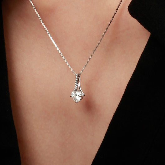 Collar de Plata con Colgante de Diamante Espiga para Mujer - Image 3