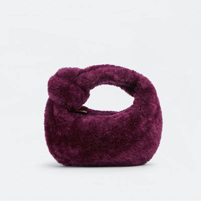 Bolso Underarm Plush Cloud con Pliegues - Image 11