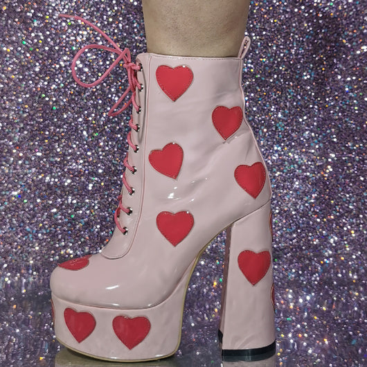 Botas de Tacón Alto con Base Reforzada y Detalle de Corazón - Image 3