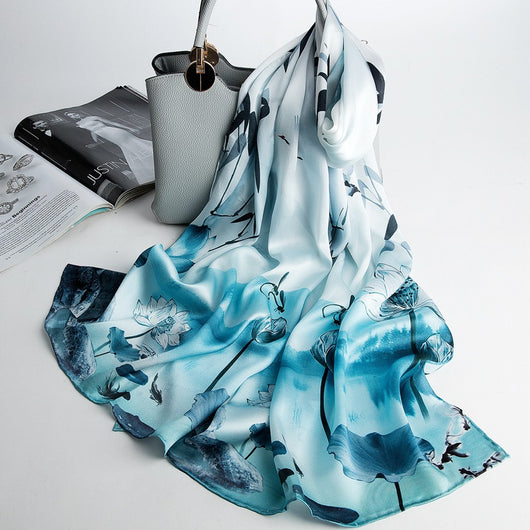 Pañuelo de Seda Versátil para Mamá - Diseño Elegante Multiusos - Image 7
