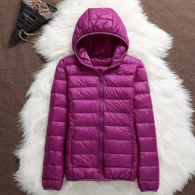 Chaqueta Acolchada Ligera para Mujer con Capucha Ajustada - Image 13