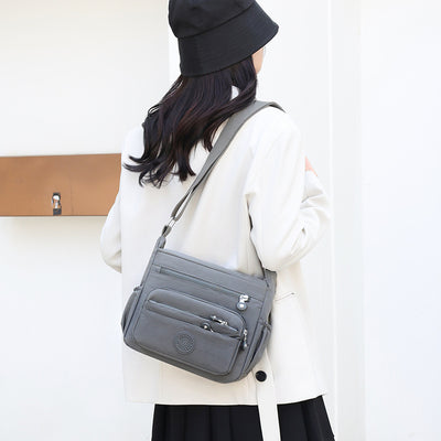 Bolsa Crossbody de Nylon Ligera con Gran Capacidad - Image 3