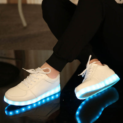Zapatillas Luminosas USB con Carga - Casual y Moderna - Image 4