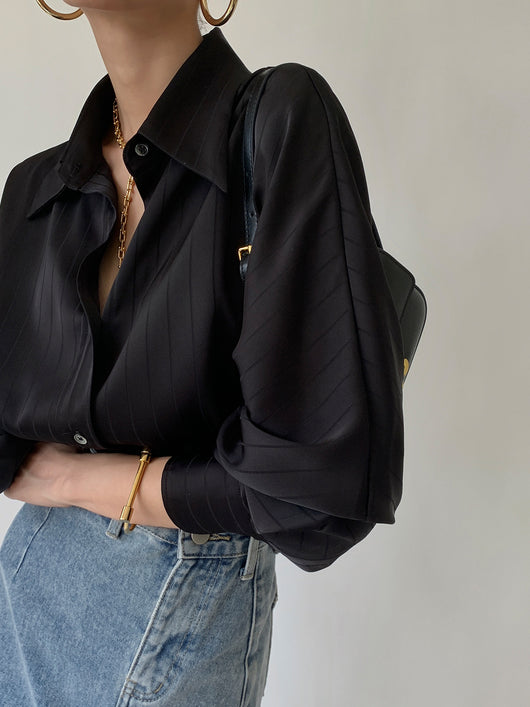 Camisa de Satén Elegante con Diseño Sofisticado - Image 6