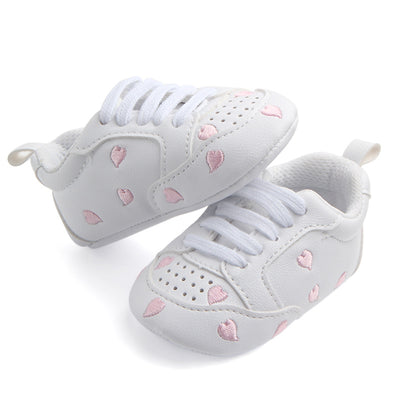 Zapatos Deportivos para Bebé con Corazón Rojo - Suela Suave y Flexible - Image 9