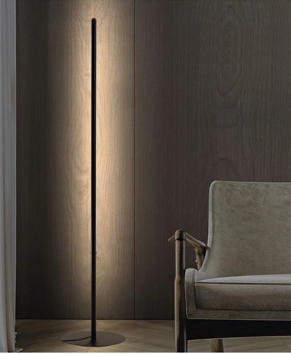 Lámpara de Pie LED Moderna con Estructura de Aluminio para Sala y Dormitorio