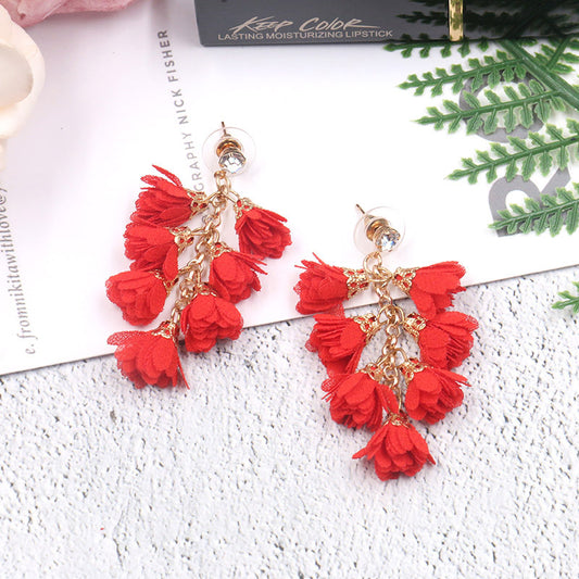 Aretes Vintage Tallados Hueco con Borla - Estilo Europeo Temperamento Retro