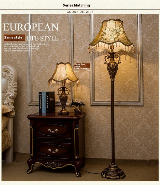 Lámpara de Mesa Retro Europea con Pantalla de Tela para Dormitorio - Image 12