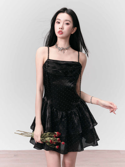 Vestido Fluido con Cuello Streamer y Movimiento Dinámico - Image 4