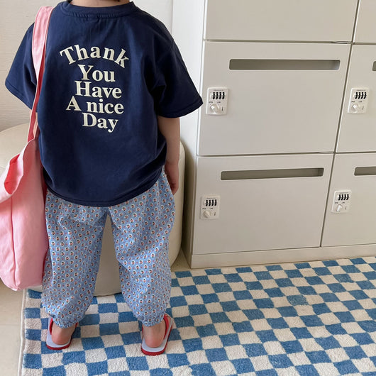 Camiseta Infantil Cuello Redondo con Estampado de Letras - Image 5