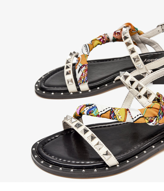 Sandalias Planas de Cuero con Tachuelas Estilo Francés para Mujer - Image 13