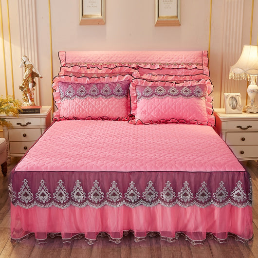 Cubrecama Acolchado de Encaje Premium para Cama Matrimonial 1.8m - Image 5