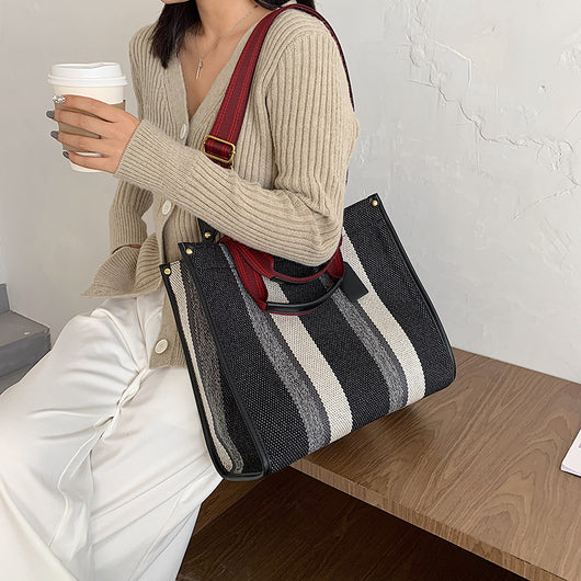 Bolsa de Compras Rayada con Contraste de Colores
