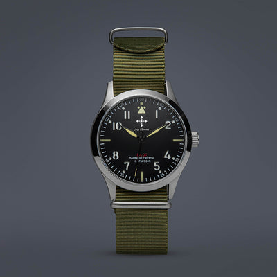 Reloj Deportivo de Acero Inoxidable con Banda de Nylon