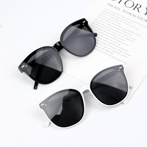 Gafas de Sol Infantiles Marco Grande - Diseño Trendy para Bebés y Niños