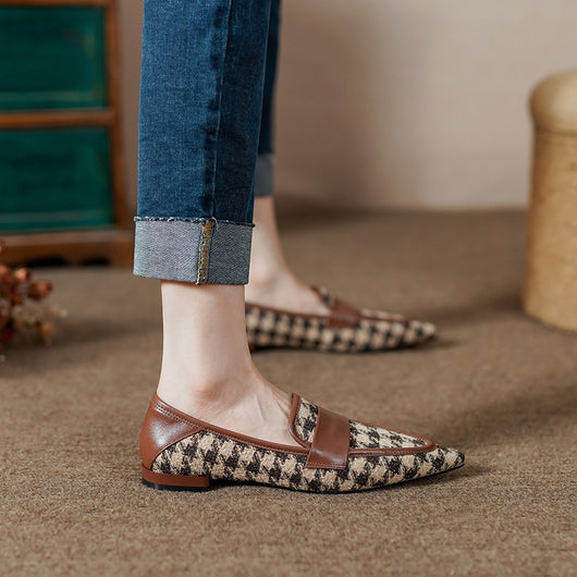 Zapatos Planos de Cuero Vacuno a Cuadros para Mujer - Image 17