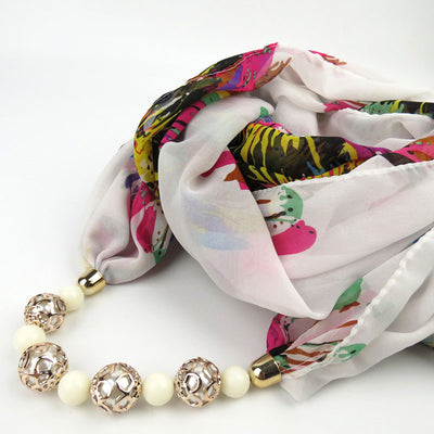 Collar Pañuelo de Chifón con Dije de Aleación Estampado - Image 15