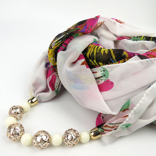 Collar Pañuelo de Chifón con Dije de Aleación Estampado - Image 15