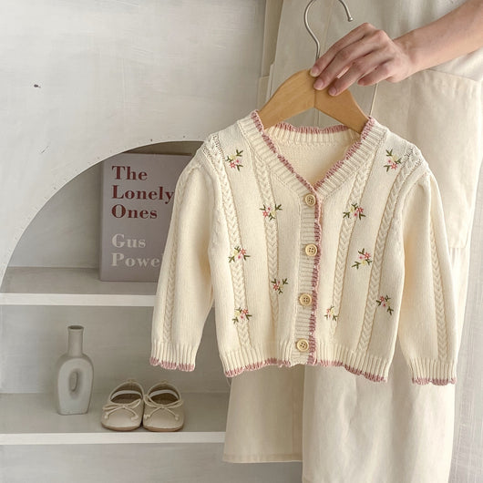 Cardigan Tejido para Niña con Bordado Floral Delicado