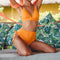 Bikini Triangular Talle Alto Reductor de Color Liso con Cierre Lateral