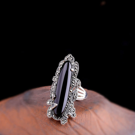 Anillo de Plata Tailandesa para Mujer con Ágata Negra