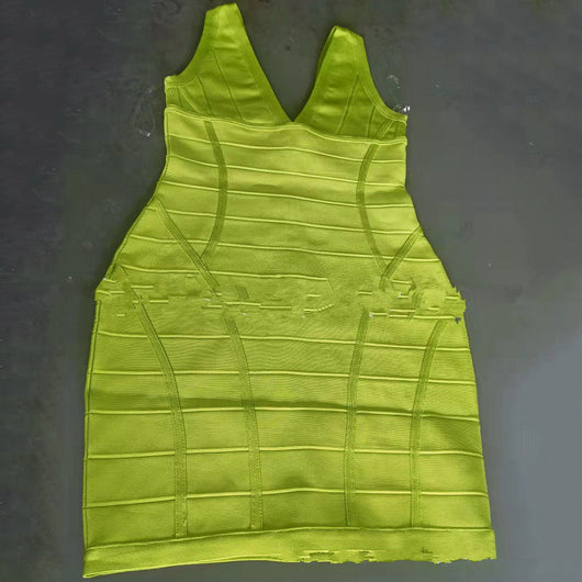 Vestido Bandage Ajustado Escote en V - Diseño Reductor de Cintura - Image 3