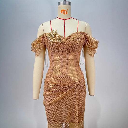 Vestido Largo Dorado Elegante Escote Descubierto Espalda Abierta Ajustado - Image 5