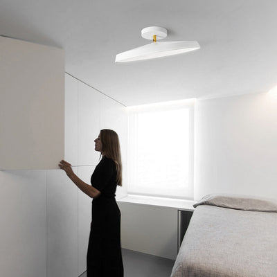 Lámpara de Techo Moderna Nórdica para Pasillo y Dormitorio - Image 2