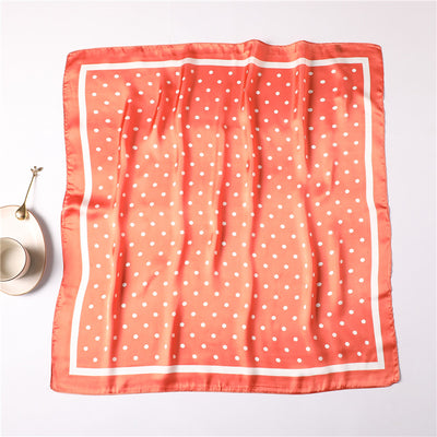 Pañuelo de Seda Profesional con Lunares - Versátil para Cualquier Ocasión - Image 10
