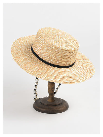 Sombrero de Paja Plano con Cadena de Perlas - Protección Solar Elegante