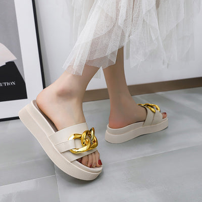 Sandalias de Playa con Cadena Metálica - Cómodas y Elegantes - Image 4