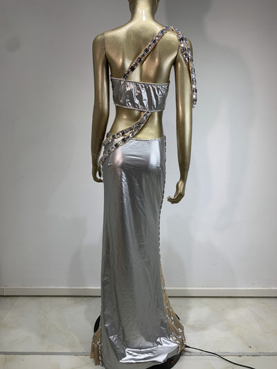 Traje Vestido Brillante con Cristales Decorativos - Image 13