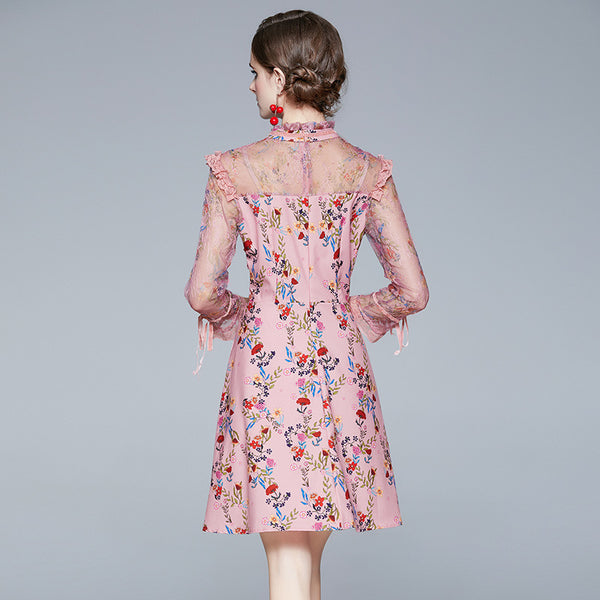 Vestido Otoñal de Encaje con Estampado y Manga Larga
