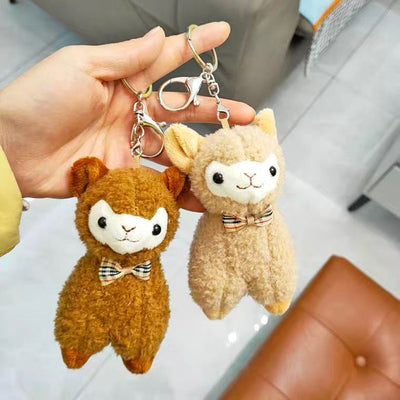 Llavero Peluche Alpaca Simulado - Adorable Caballo de Barro Miniatura - Image 6