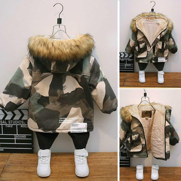 Chaqueta Acolchada Infantil Camuflaje Estilo Internacional para Invierno