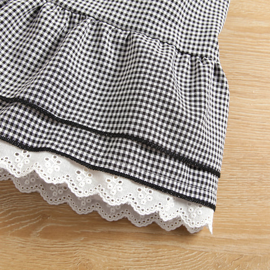 Conjunto Infantil 3 Piezas: Blusa de Encaje, Falda Cuadrillé y Gorro - Image 20
