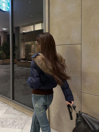 Chaqueta Corta Acolchada con Cuello de Pelaje para Mujer - Image 10
