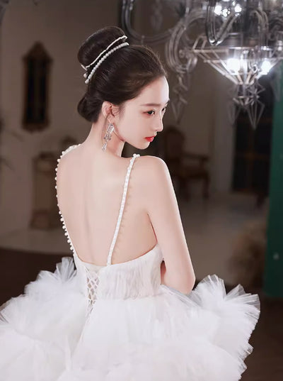 Vestido de Novia Blanco con Tirantes y Falda Tipo Tutú - Elegancia Francesa - Image 4