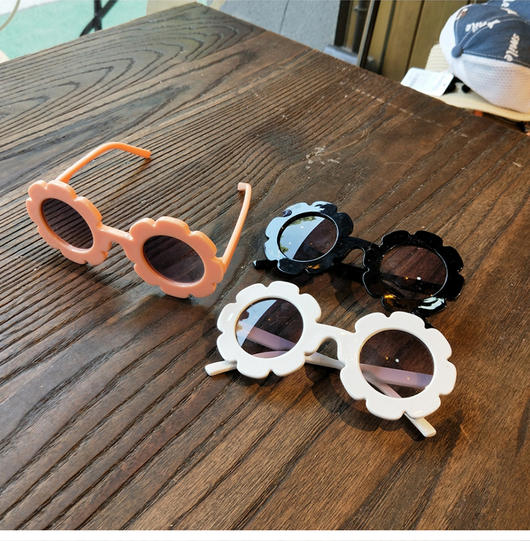 Gafas de Sol Infantiles con Protección UV y Diseño Floral - Image 4