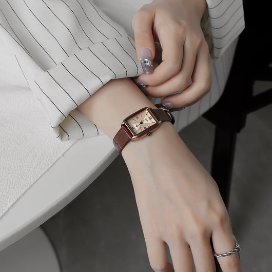 Reloj Elegante Retro para Mujer con Correa Impermeable y Esfera Cuadrada - Image 6