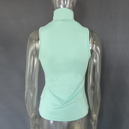 Blusa Dorada sin Mangas con Hombros Descubiertos y Tela Elástica - Image 32